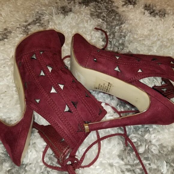 SHOEDAZZLE MAROON 'RACHEL'S LASER-CUT SINGBACK HEELS SANDAL - Picture 2 of 15